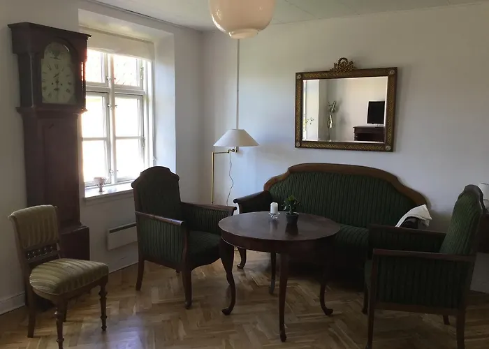 Bed & Breakfast Gammel Skole *